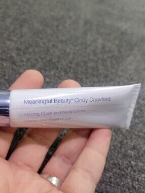 Meaningful Beauty Firming Chest and Neck Creme Cindy Crawford .5 oz